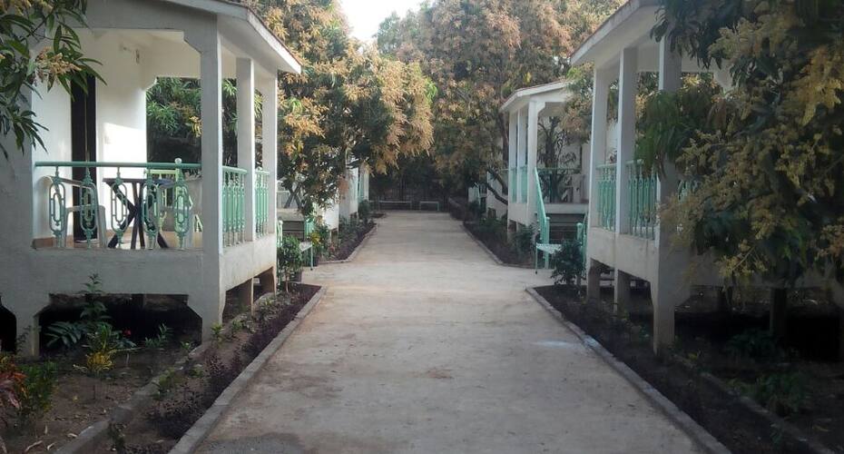 Gir Garjna cottages, Sasan Gir 1